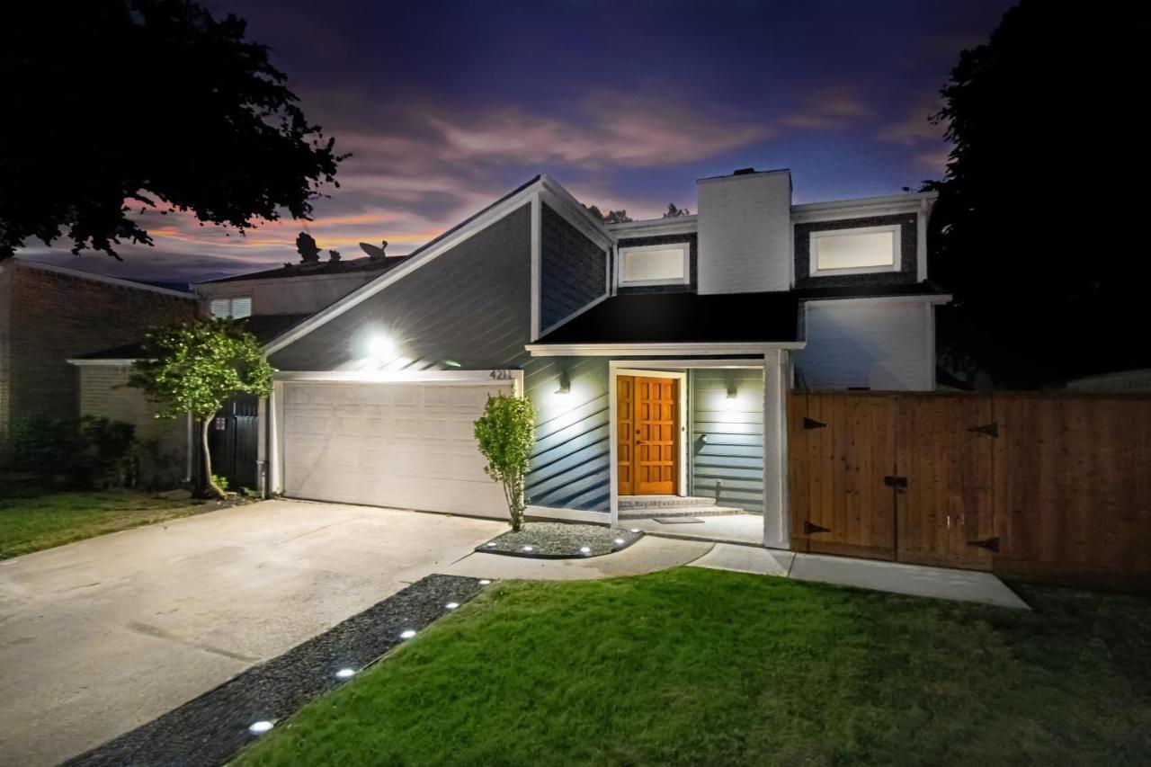 Open Airy Custom Designed Home - 2Kings - Sleeps 14 Houston Exterior foto